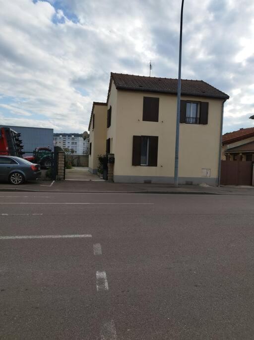 Willa L'Hirondelle Du Faubourg Bar-sur-Aube Zewnętrze zdjęcie